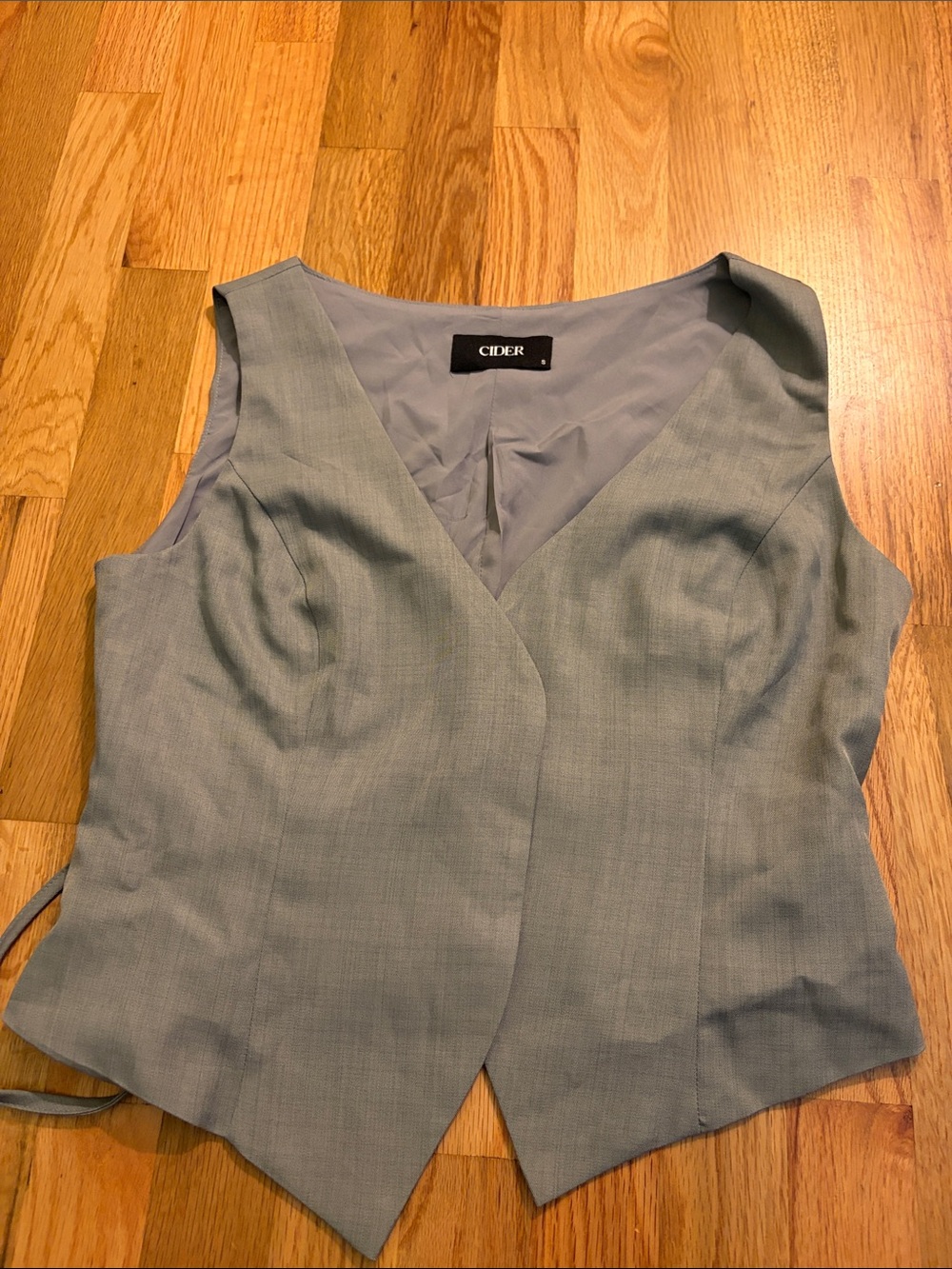 Cider Light Gray Sleeveless V-Neck Vest Bodysuit